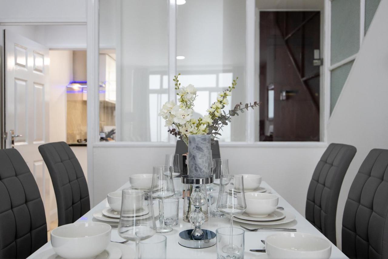 Spacious 4 Bedroom House Next To Kensington Palace London Exteriör bild