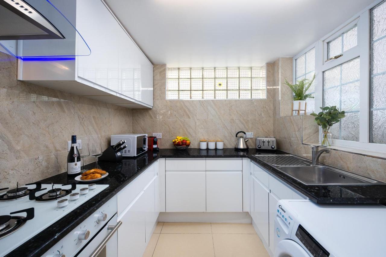 Spacious 4 Bedroom House Next To Kensington Palace London Exteriör bild